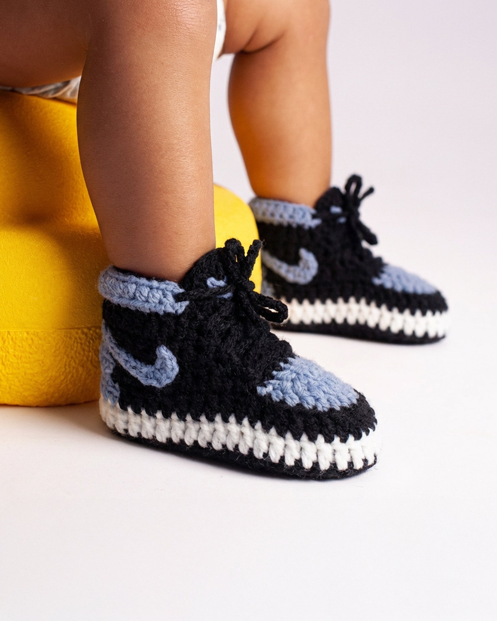AJ GREY Sneaker Sokkies