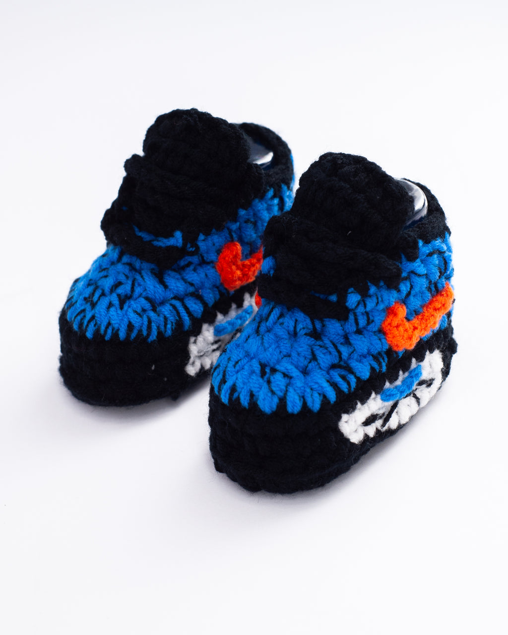 AM Hyper Blue Sneaker Sokkies